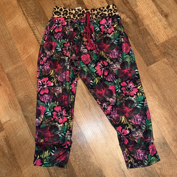 Zumba Fitness Pants - Zumba Harem Floral Pachanga Crops